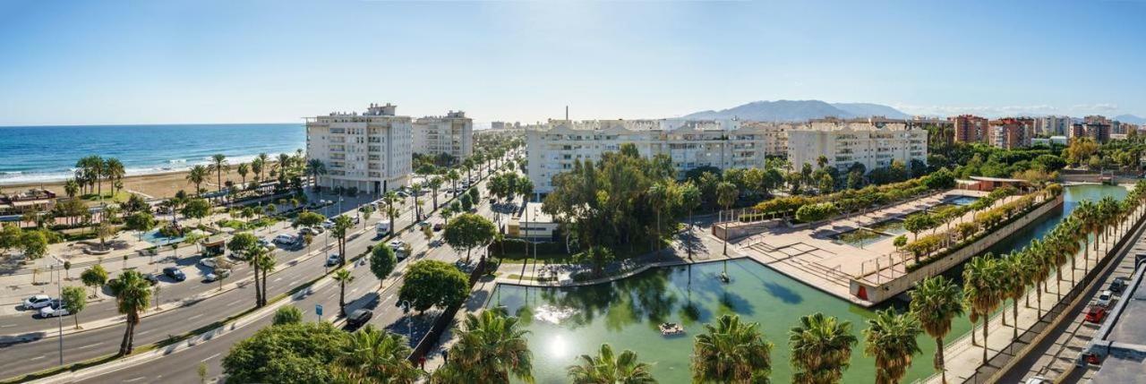 Oasis Pacifico Daire Málaga Dış mekan fotoğraf